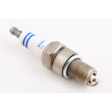 Свічки Bosch +13 2110 (включаючи на 21, зазор 1.1)