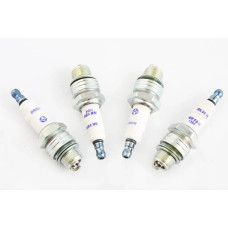 Свічки « Brisk » Silver ГАЗ-332-402 дв. газ (включений на 21, зазор 0.55, коротка спідниця)